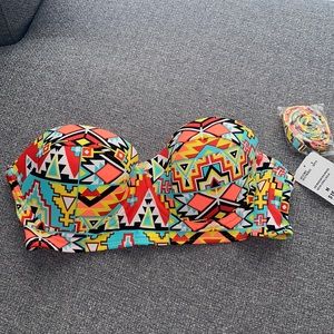 NWT Geo print strapless bikini top